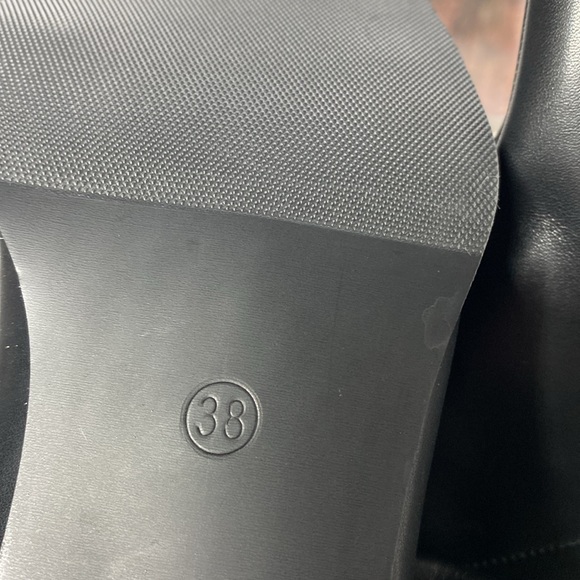 Brand new Newbella low heel above the ankle boots. - Picture 7 of 8